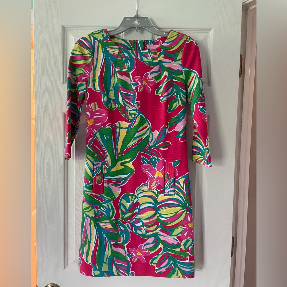 Lilly Pulitzer Stretch Shift XS
